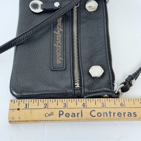 Marc By Marc Jacobs Black Leather Crossbody Zip Closure - Picture 11 of 12